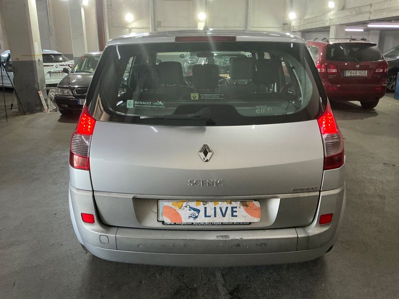 Renault Scenic 1.6 Dynamique 2007 – снимка 7