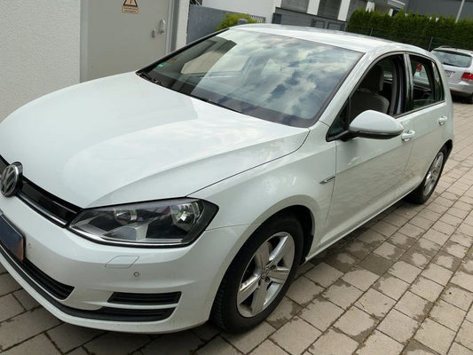 Volkswagen Golf VII 1.6 TDI Comfortline BlueMotion Tech 2015 – снимка 2
