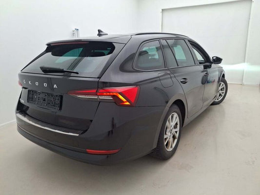 Skoda Octavia 2.0 TDI Ambition 2023 – снимка 2