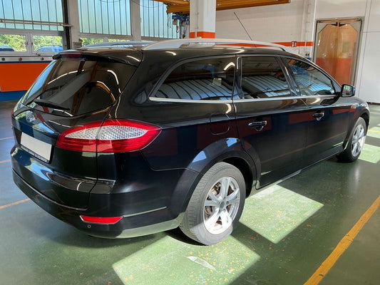 Ford Mondeo 2.0 EcoBoost Titanium 2010 – снимка 2