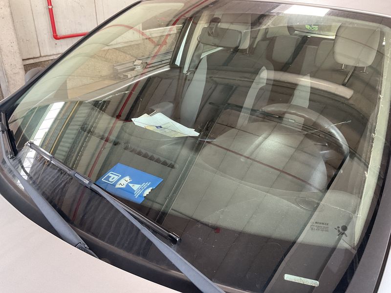 Renault Clio 1.2 Authentique 2011 – снимка 32