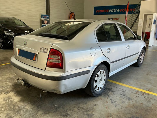 Skoda Octavia 1.9 TDI Tour 2005 – снимка 2