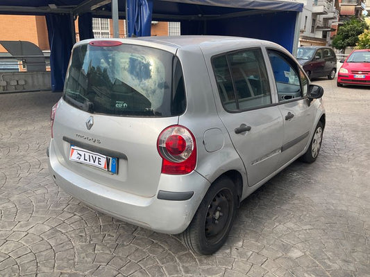 Renault Modus 1.2 Saint Tropez 2007 – снимка 2