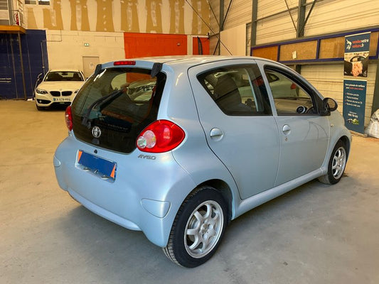 Toyota Aygo 1.0 City 2005 – снимка 2