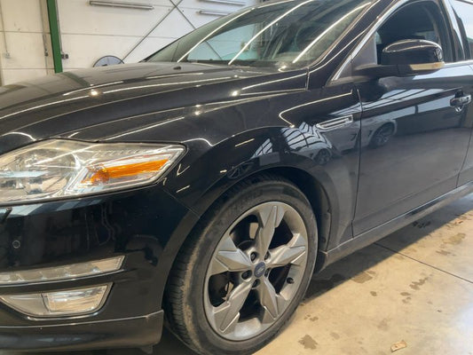 Ford Mondeo 2.0 EcoBoost Titanium S 2011 – снимка 2