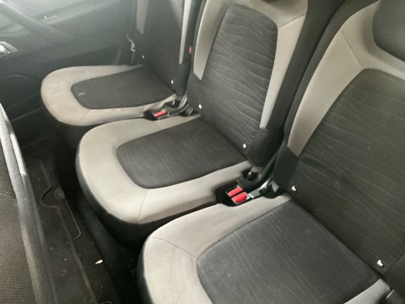 Citroen C4 Picasso 1.6 e-HDi Intensive 2014 – снимка 26