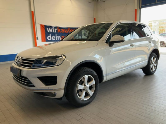 Volkswagen Touareg 3.0 V6 TDI Terrain Tech BlueMotion Tech 2015 – снимка 2