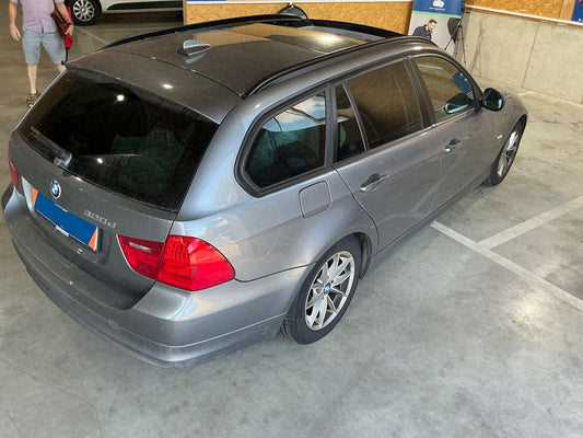 BMW 3er 320d xDrive 2010 – снимка 2