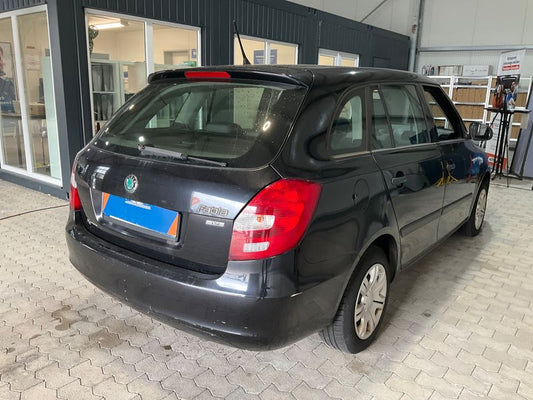 Skoda Fabia 1.2 TSI Cool Edition 2012 – снимка 2