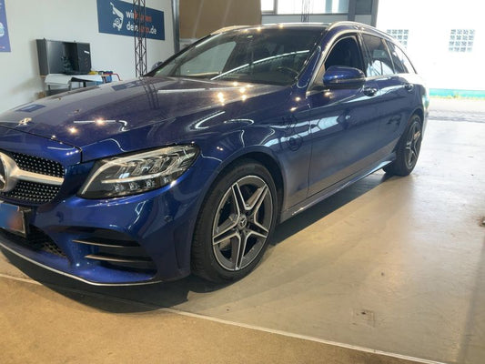 Mercedes-Benz C-Klasse C 300 d T 4Matic AMG Line 2019 – снимка 2