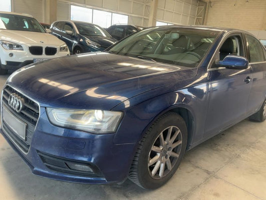 Audi A4 2.0 TDI Advanced Edition 2012 – снимка 2