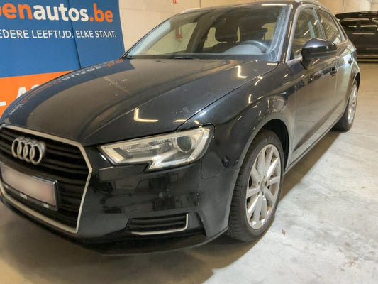 Audi A3 Sportback 1.0 TFSI Design 2017 – снимка 2