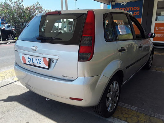 Ford Fiesta 1.25 Ghia 2003 – снимка 2