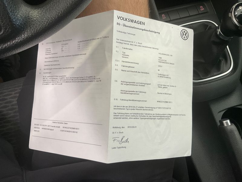 Volkswagen Golf VI 1.6 TDI Trendline BlueMotion Tech 2010 – снимка 6