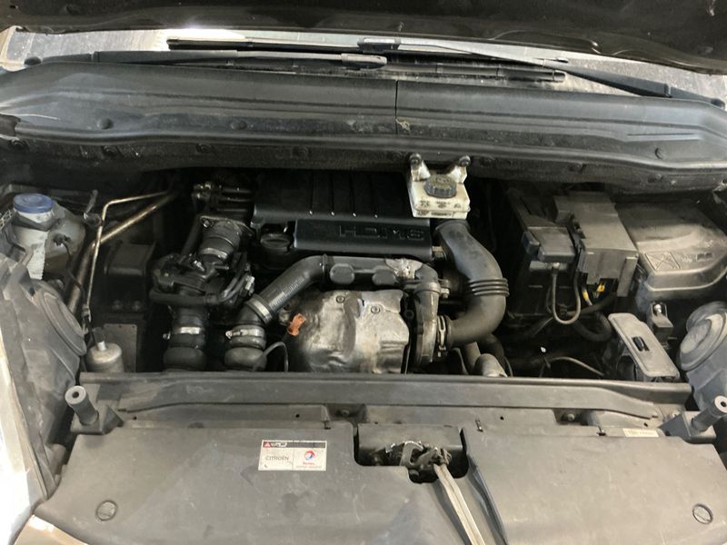 Citroen C4 Picasso 1.6 HDi Business 2010 – снимка на щета