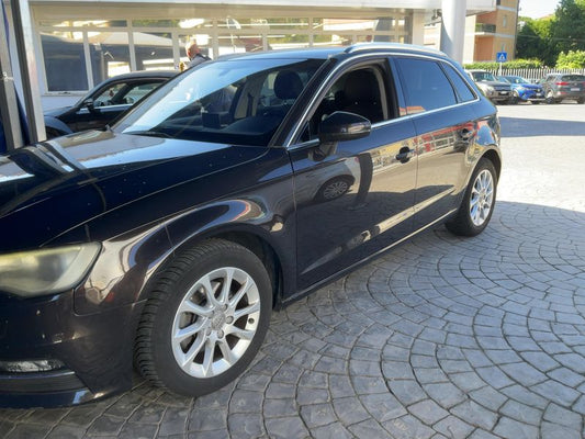 Audi A3 Sportback 1.6 TDI Attraction 2014 – снимка 2
