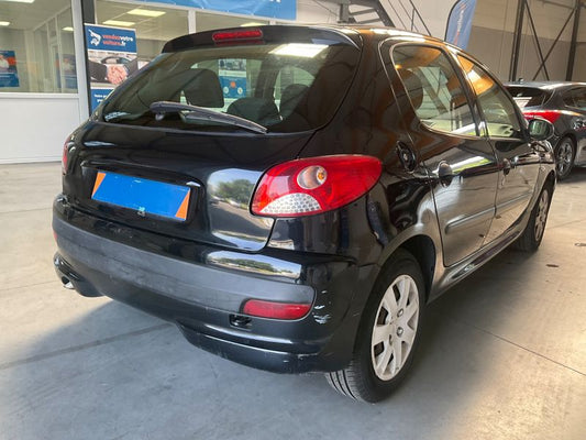 Peugeot 206+ 1.4 HDi Urban 2011 – снимка 2