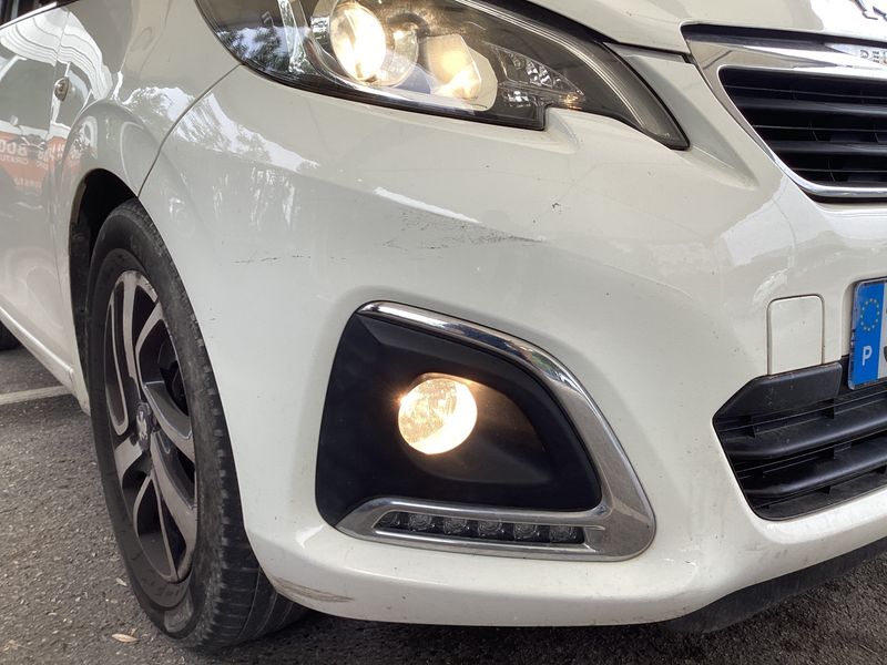 Peugeot 108 1.2 VTi Allure 2016 – снимка 25