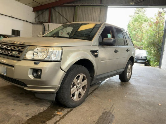 Land Rover Freelander 2.2 Td4 S 2011 – снимка 2