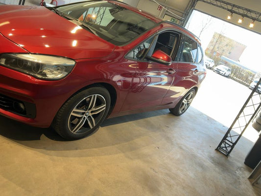 BMW 2er 225i Active Tourer xDrive Sport Line 2015 – снимка 2