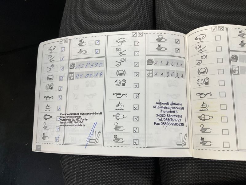 BMW 1er 118d 2009 – снимка на щета