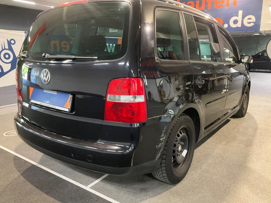 Volkswagen Touran 2.0 TDI Highline 2005 – снимка 2