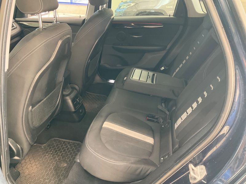BMW 2er 216d Active Tourer Sport Line 2015 – снимка 24