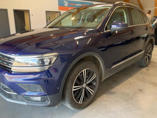Volkswagen Tiguan 2.0 TDI Carat 4Motion BlueMotion Tech 2019 – снимка 2