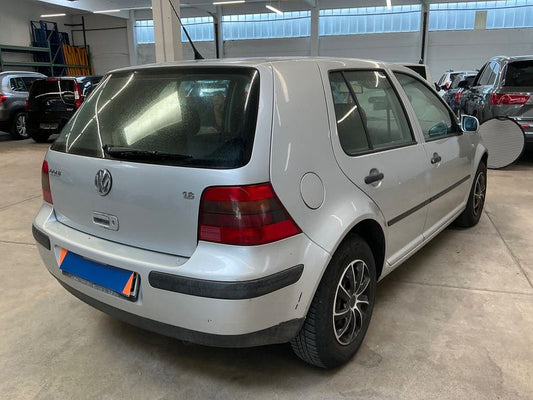 Volkswagen Golf IV 1.6 Edition 2001 – снимка 2