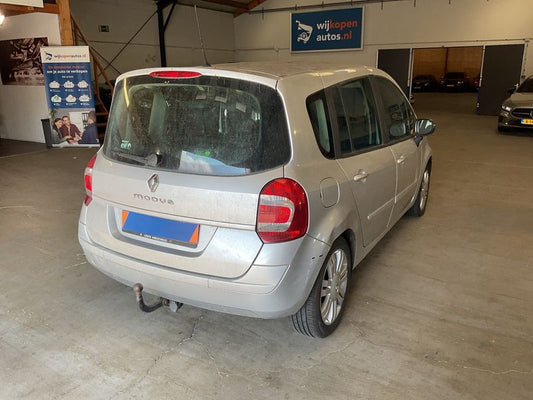Renault Grand Modus 1.2 Luxe 2009 – снимка 2