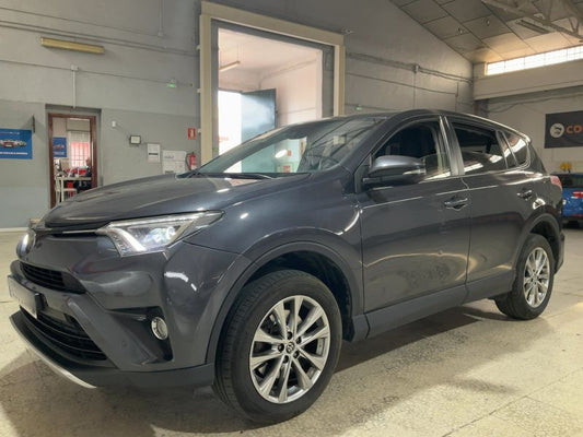 Toyota RAV 4 2.0 D-4D Advance 2018 – снимка 2