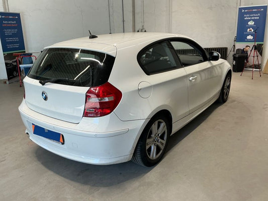 BMW 1er 118i 2010 – снимка 2