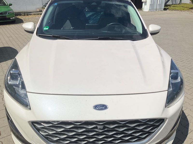 Ford Kuga 2.5 Plug-in Hybrid Vignale 2022 – снимка 23