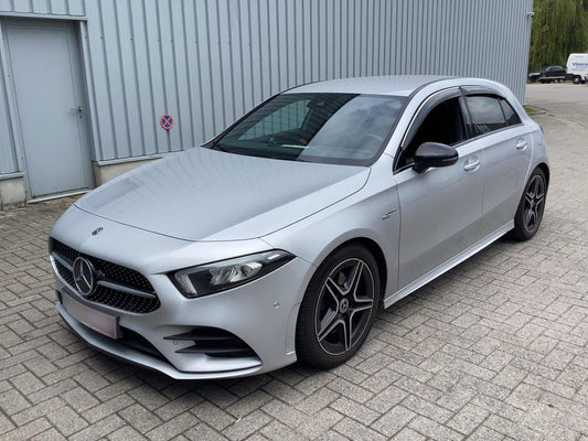 Mercedes-Benz A-Klasse A 220 4Matic AMG Line 2020 – снимка 2
