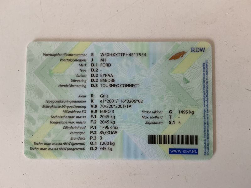 Ford Tourneo Connect 1.8 Kombi kurz 2004 – снимка 5