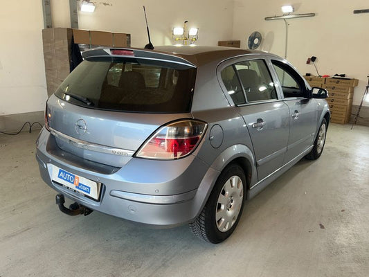 Opel Astra 1.7 CDTI Edition 2009 – снимка 2