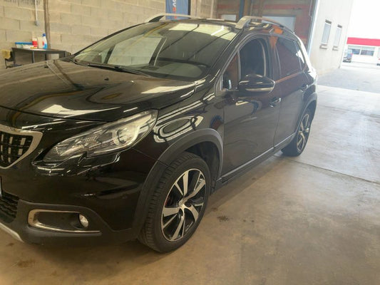 Peugeot 2008 1.6 Blue-HDi Allure 2018 – снимка 2