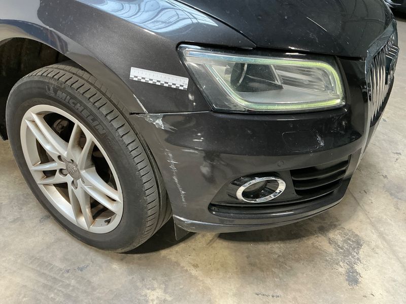 Audi Q5 3.0 V6 TFSI quattro Avus 2012 – снимка 25