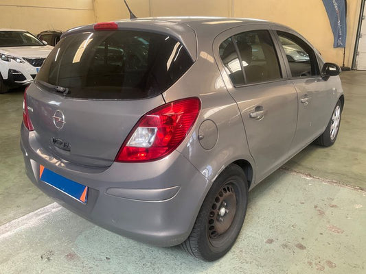 Opel Corsa 1.2 Edition 2011 – снимка 2