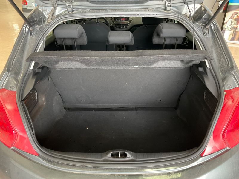 Peugeot 208 1.2 VTi Access 2015 – снимка на щета