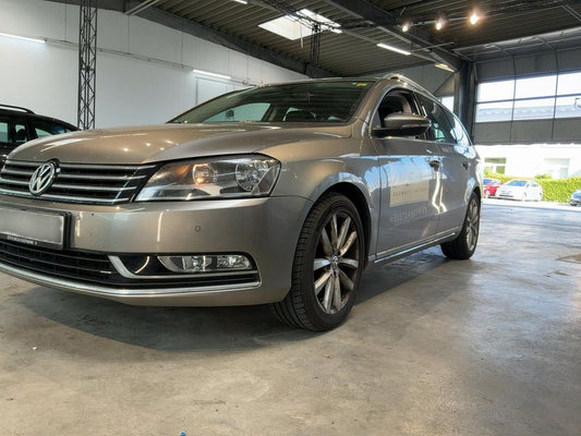 Volkswagen Passat 1.4 TSI Highline BlueMotion Tech 2012 – снимка 2