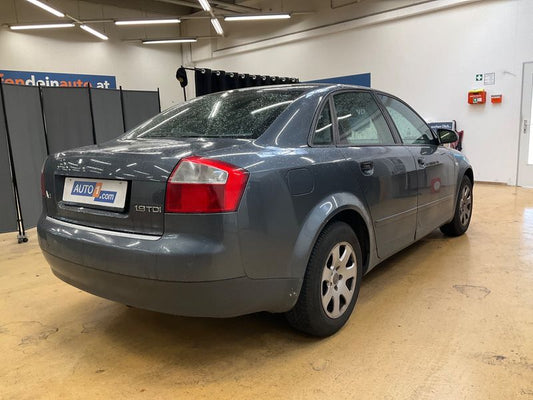 Audi A4 1.9 TDI 2002 – снимка 2