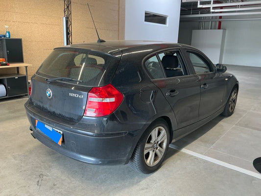 BMW 1er 120d 2010 – снимка 2