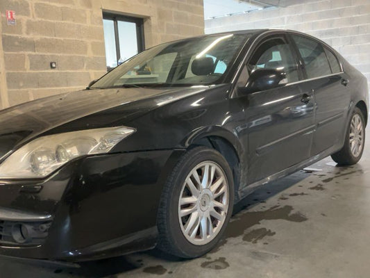 Renault Laguna 2.0 dCi Initiale 2009 – снимка 2