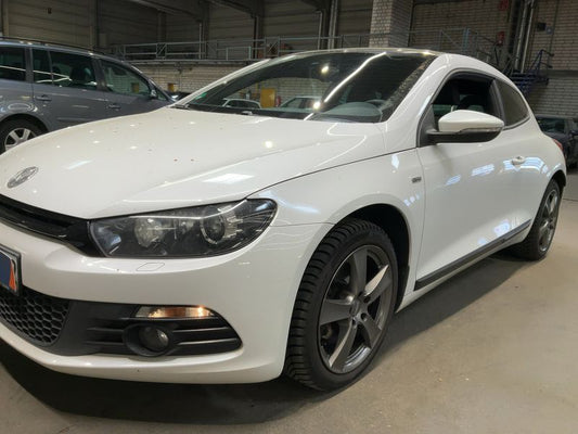 Volkswagen Scirocco 1.4 TSI Life 2014 – снимка 2