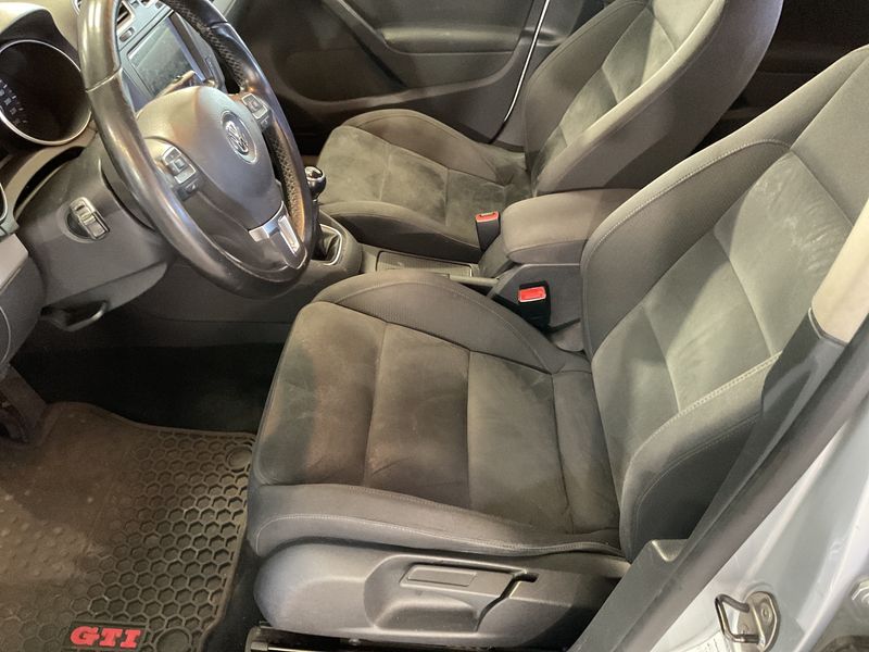 Volkswagen Golf VI 1.2 TSI Highline BlueMotion Tech 2011 – снимка на щета