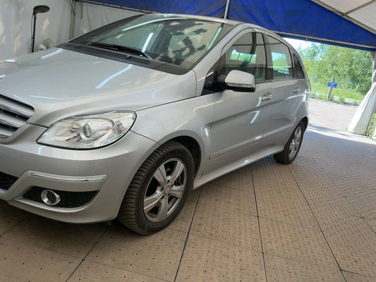 Mercedes-Benz B-Klasse B 200 2009 – снимка 2