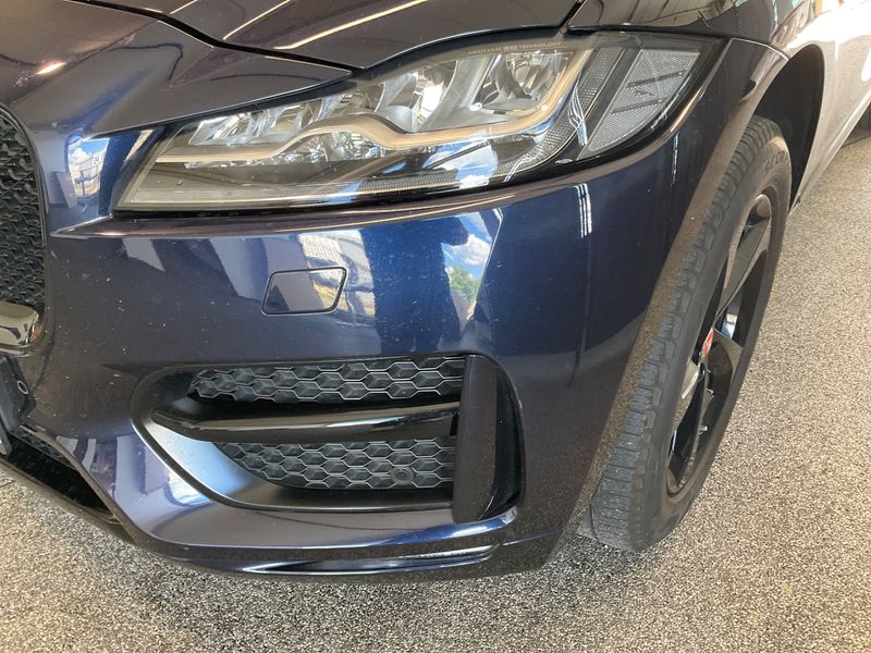 Jaguar F-Pace 20d R-Sport AWD 2018 – снимка 30