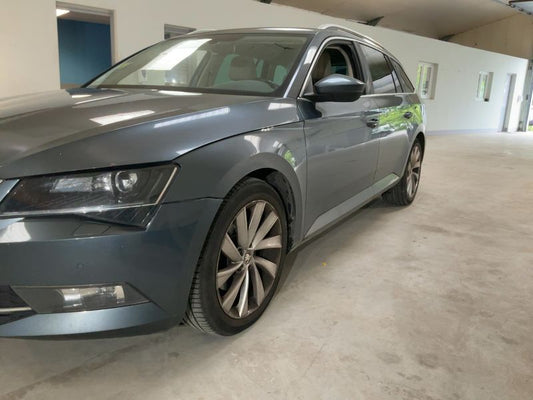 Skoda Superb 2.0 TDI Style 2016 – снимка 2