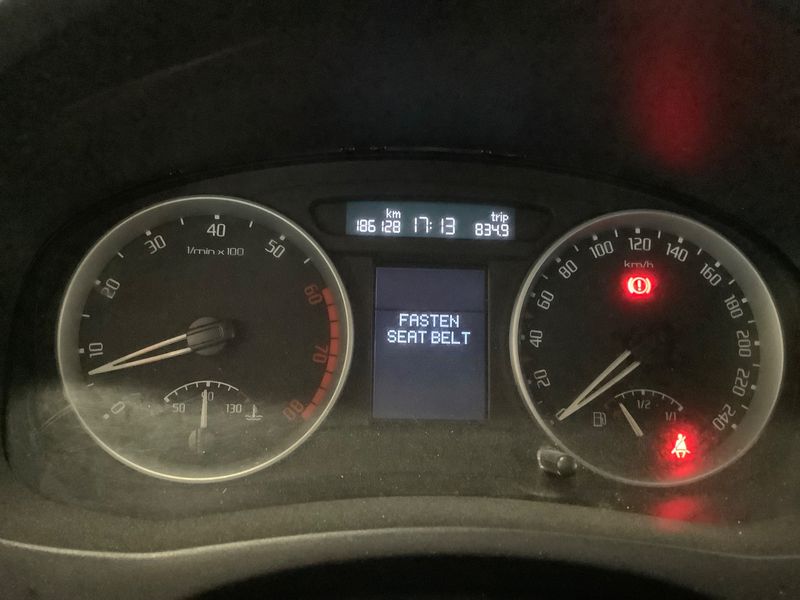 Skoda Fabia 1.6 Elegance 2008 – снимка 4